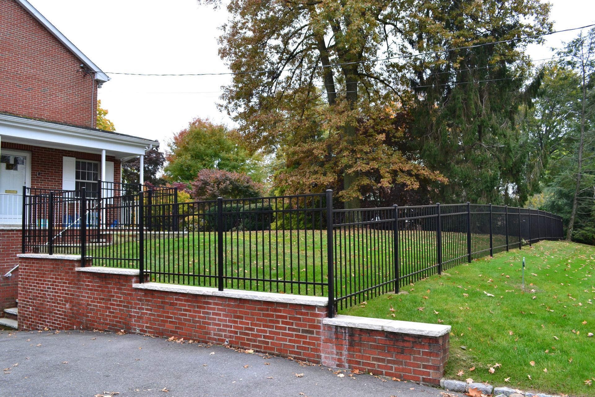 FENCE005 - residential fence