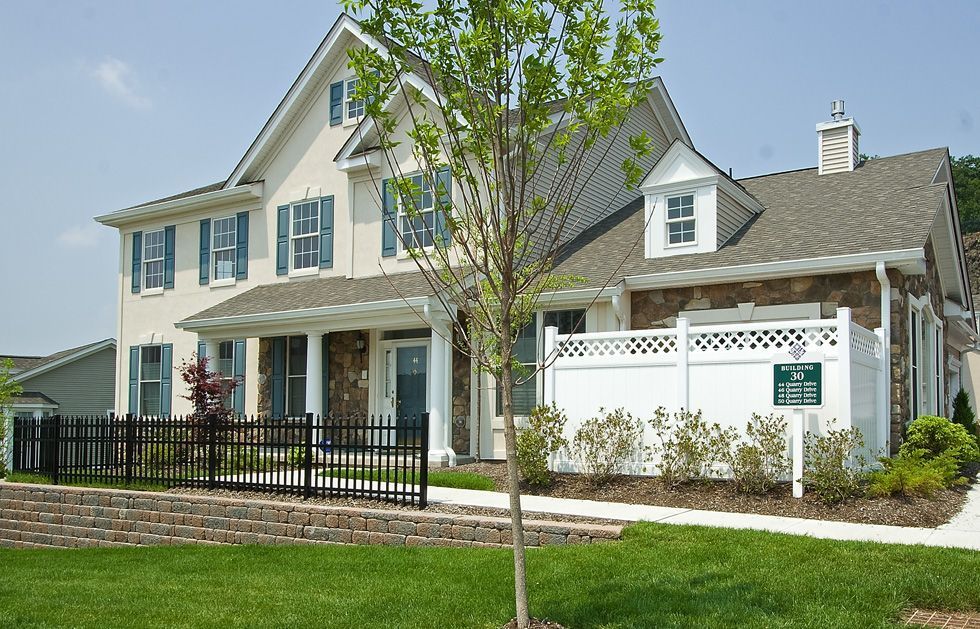 FENCE007 - residential fence