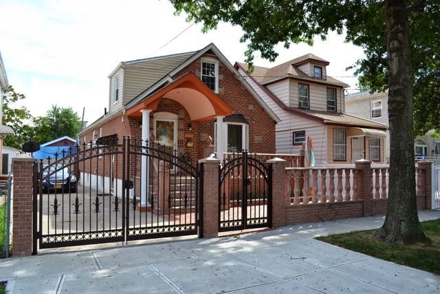 GATE016- estate gate