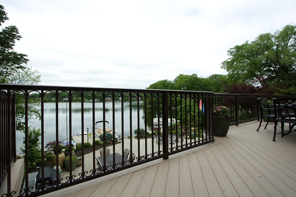 RAILING007 - Deck railings