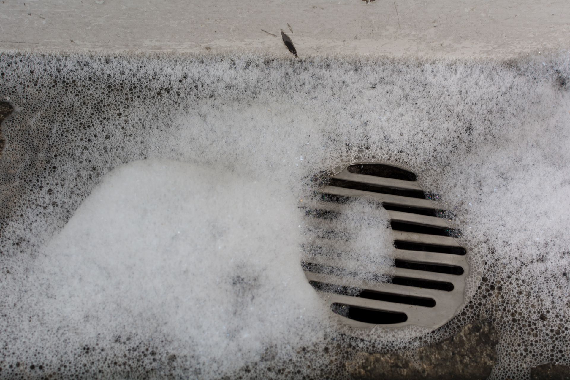 diy-drain-cleaning-and-why-it-can-be-a-bad-idea