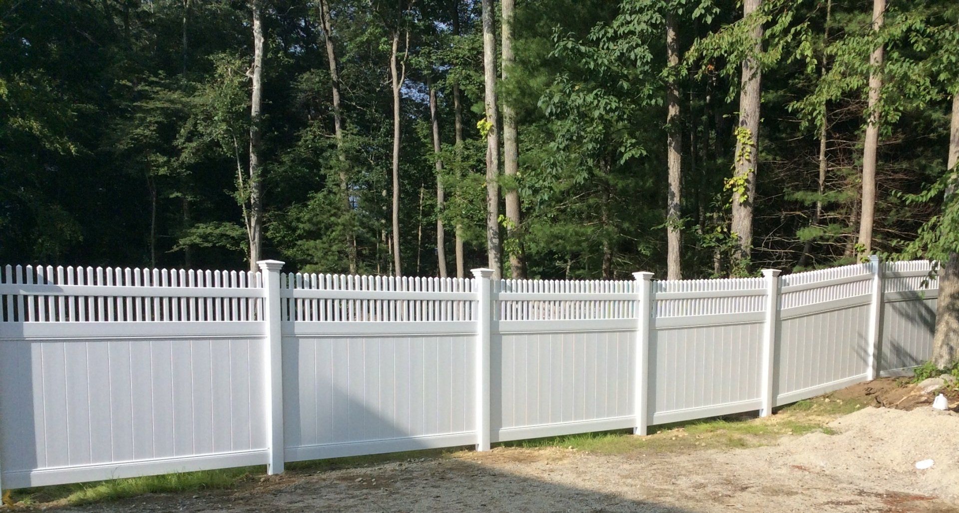 Armstrong Fence Vinyl Fence Photo Gallery | Pembroke, MA