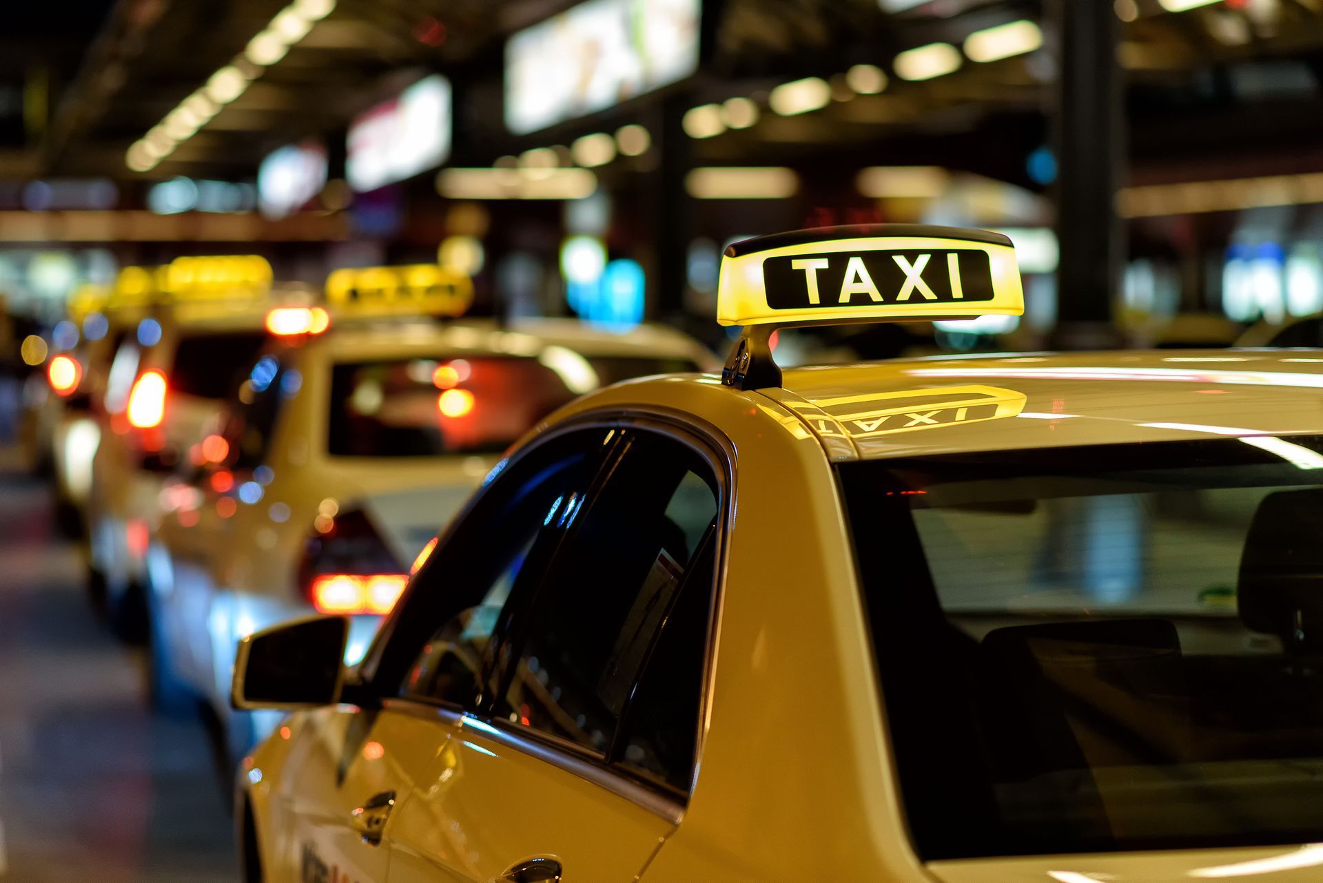 airport cab services