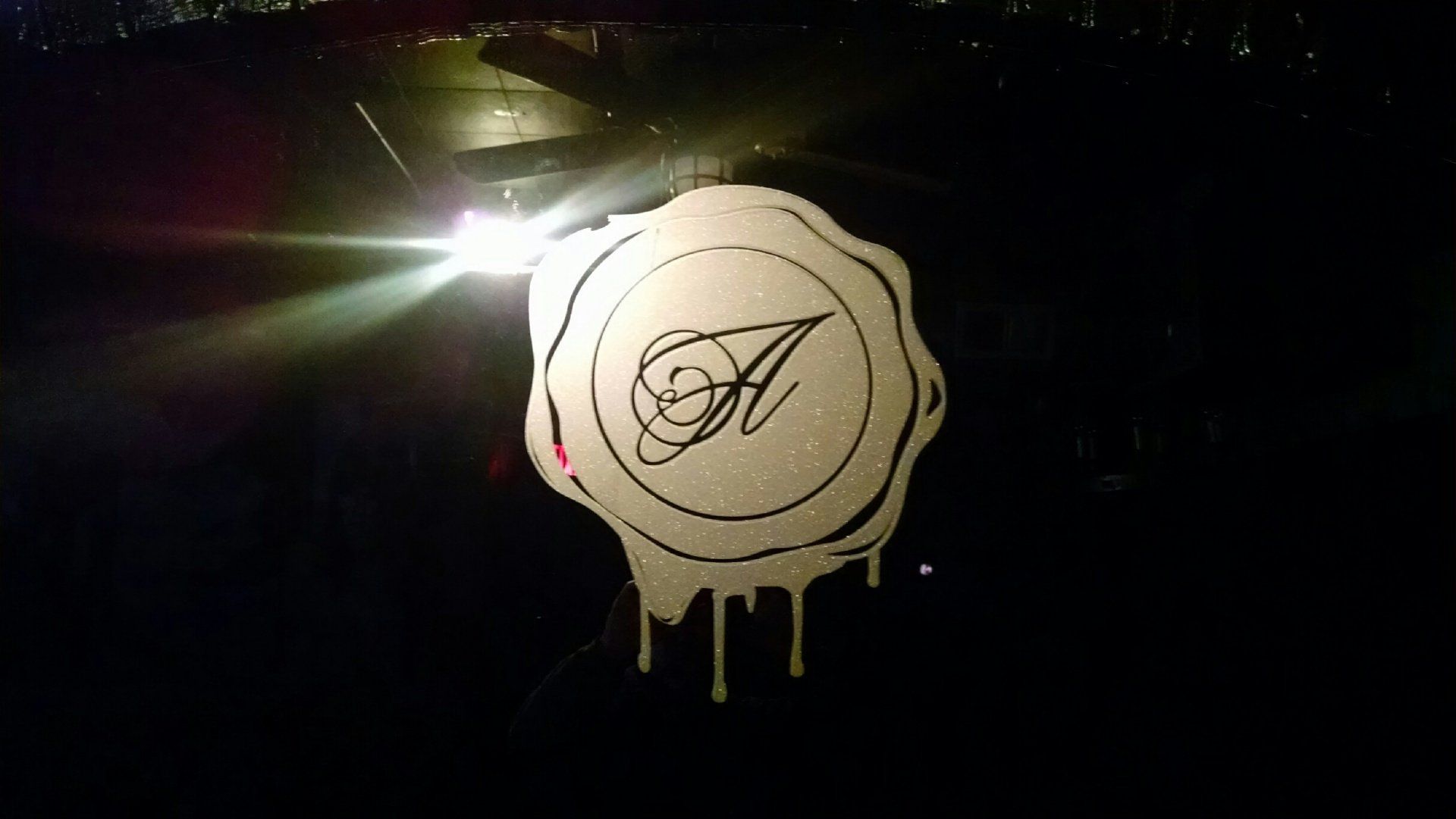 A drawing of a seal with the letter a on it