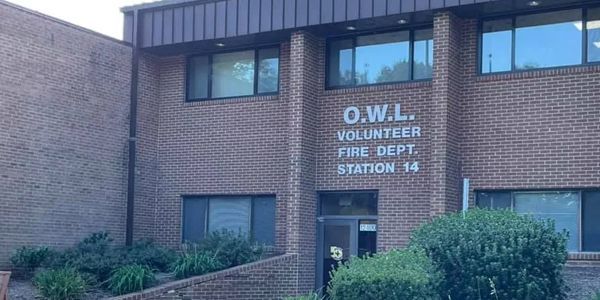 Pressure Washing results for the O.W.L. volunteer fire department station 14 in Lakeridge, Virginia