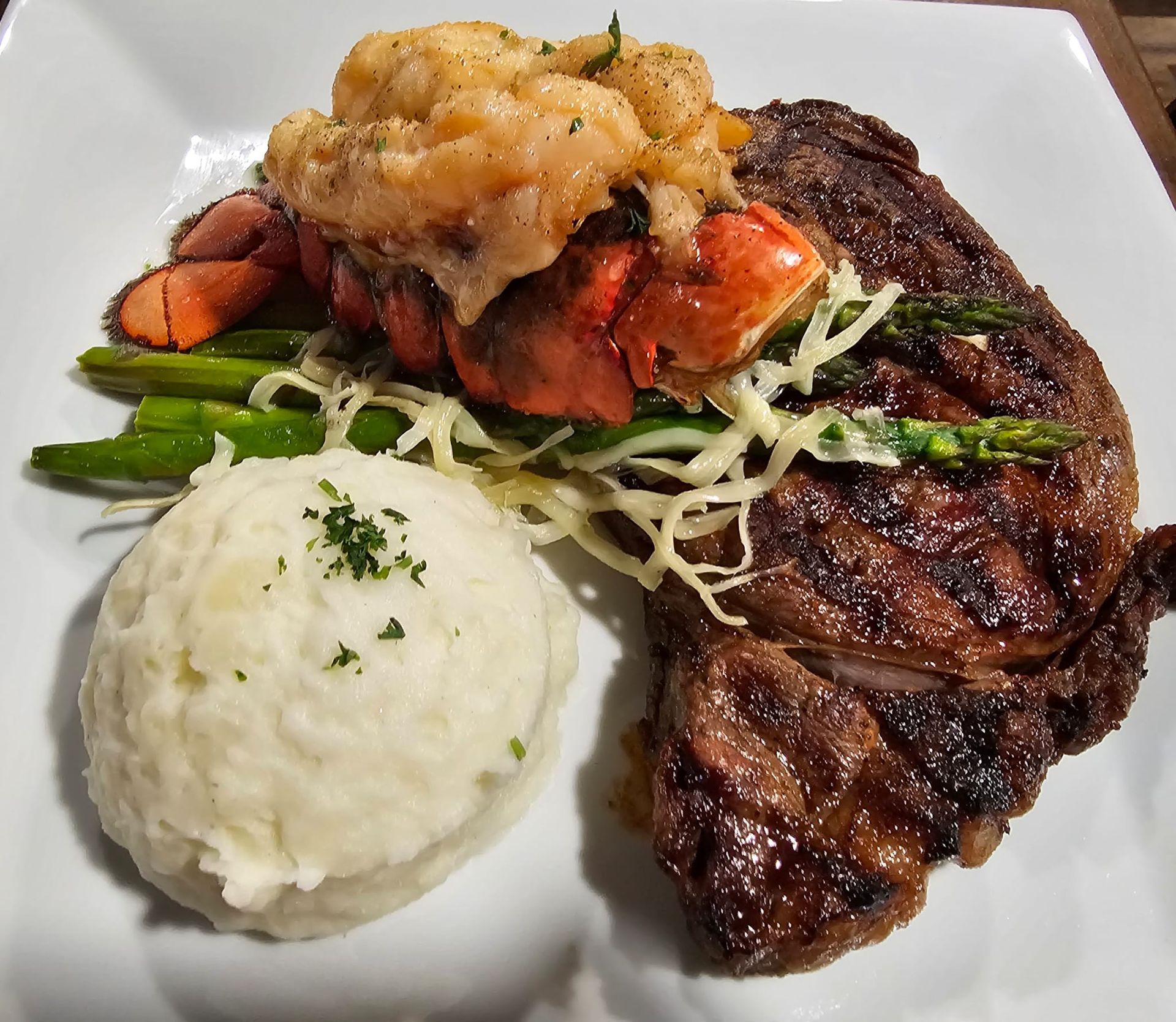 Gallery Elimar's Bar & Grill