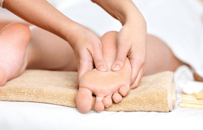 feet massage Thomas E Blaney DPM Ankle & Foot Care