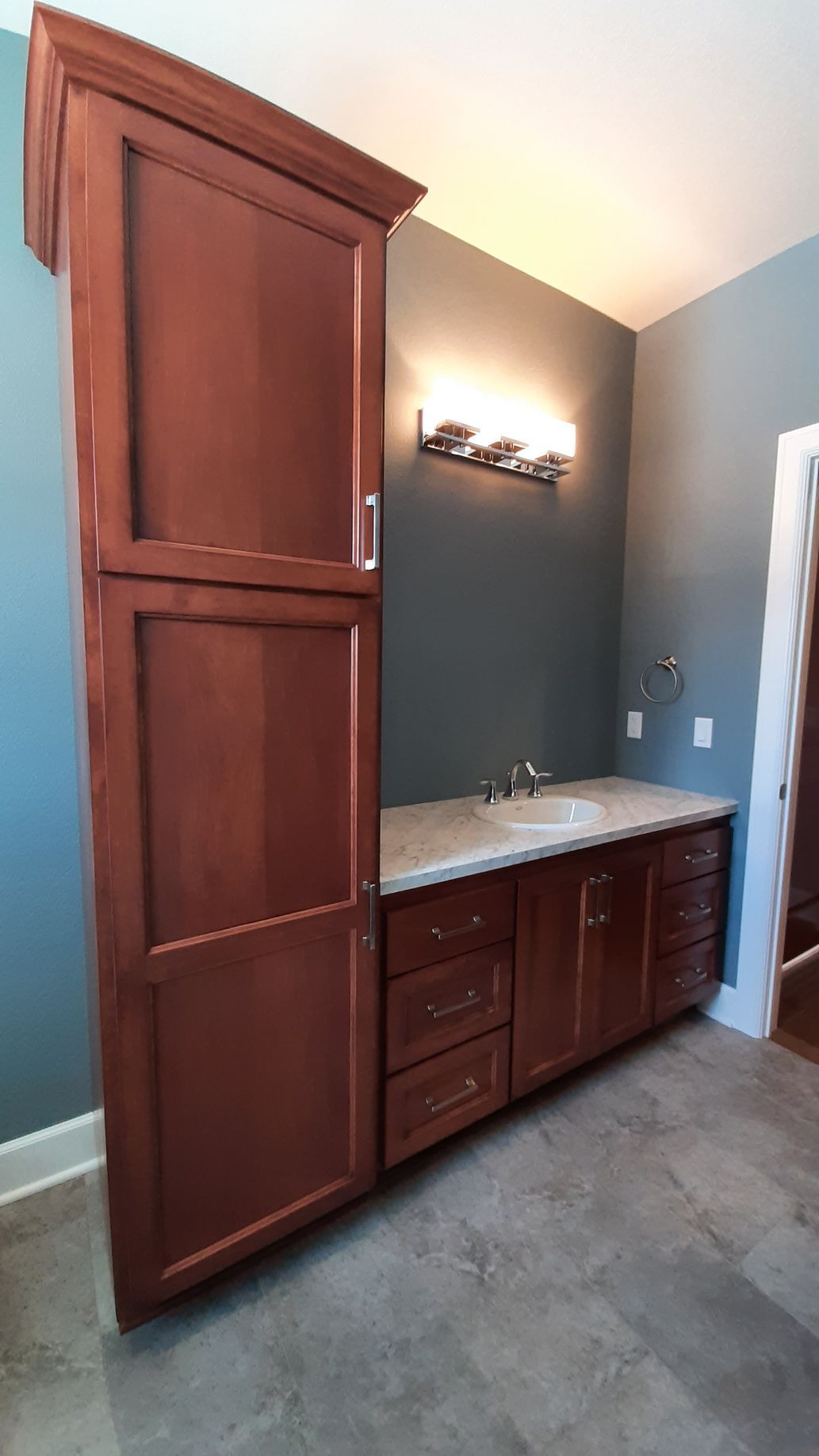 Brown bathroom cabinet