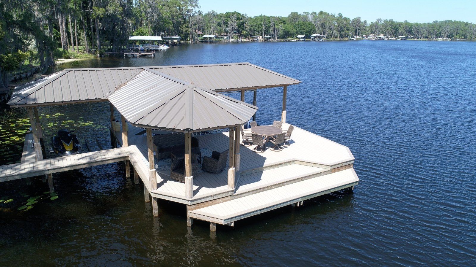 Designer Decks & Docks Inc dock project