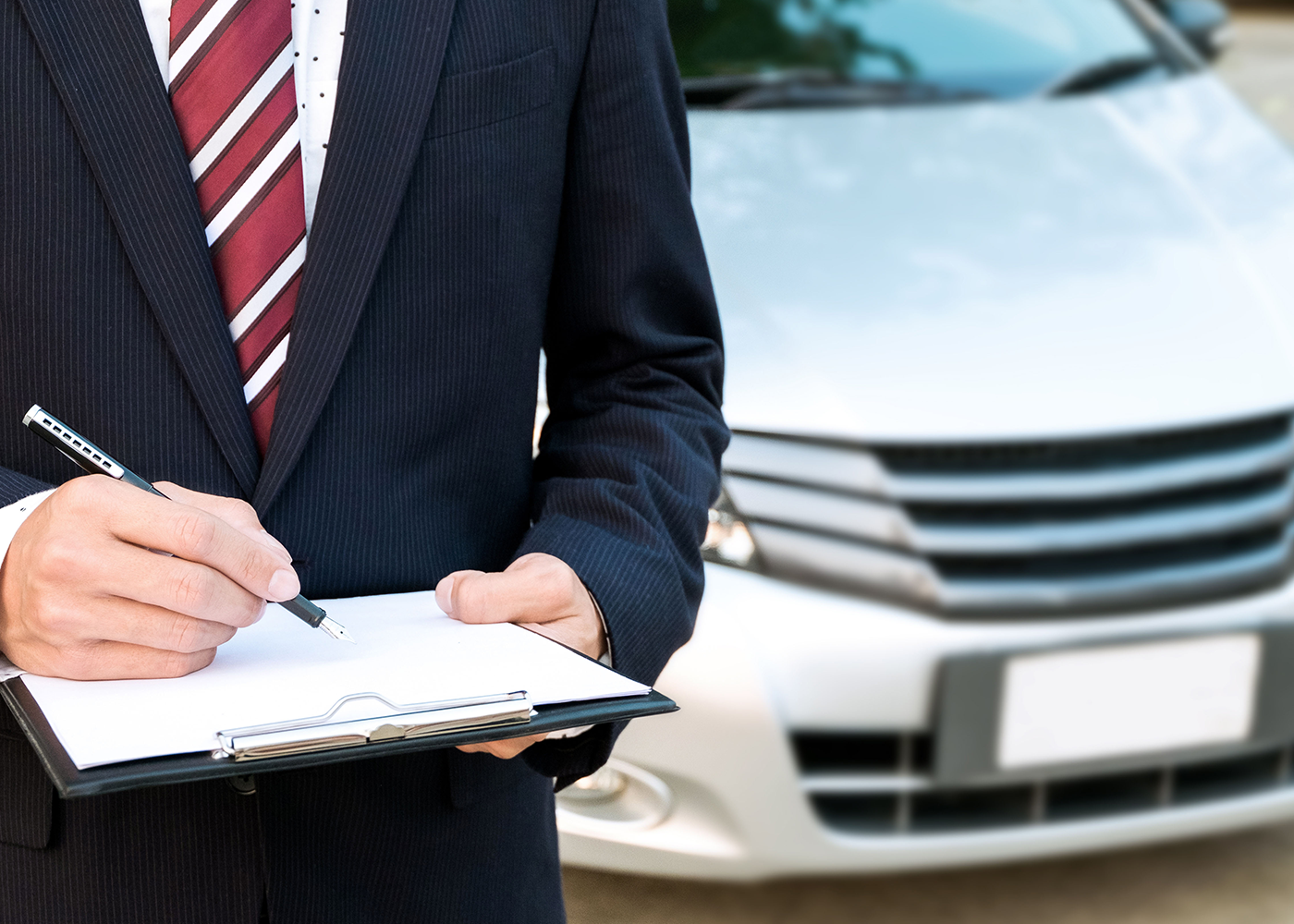 Filling up auto insurance paper