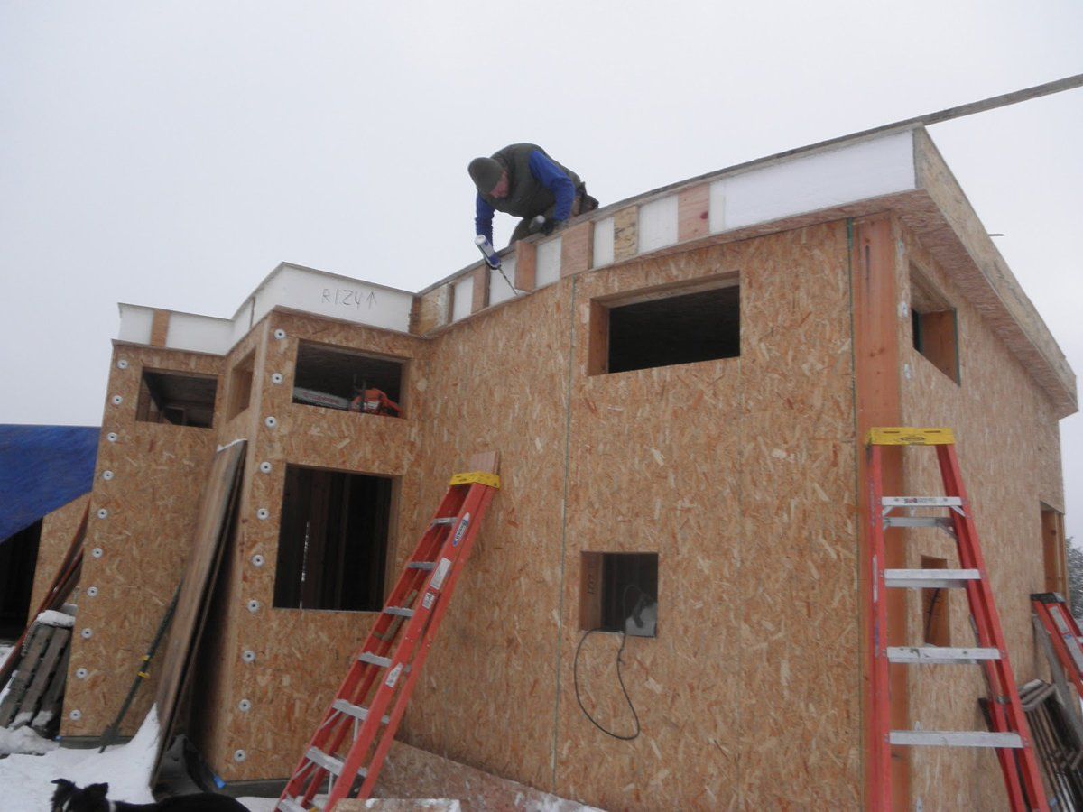 Man working for sPanels