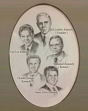 Oval family tree illustration with labeled portraits of the Kennedy family on a beige background