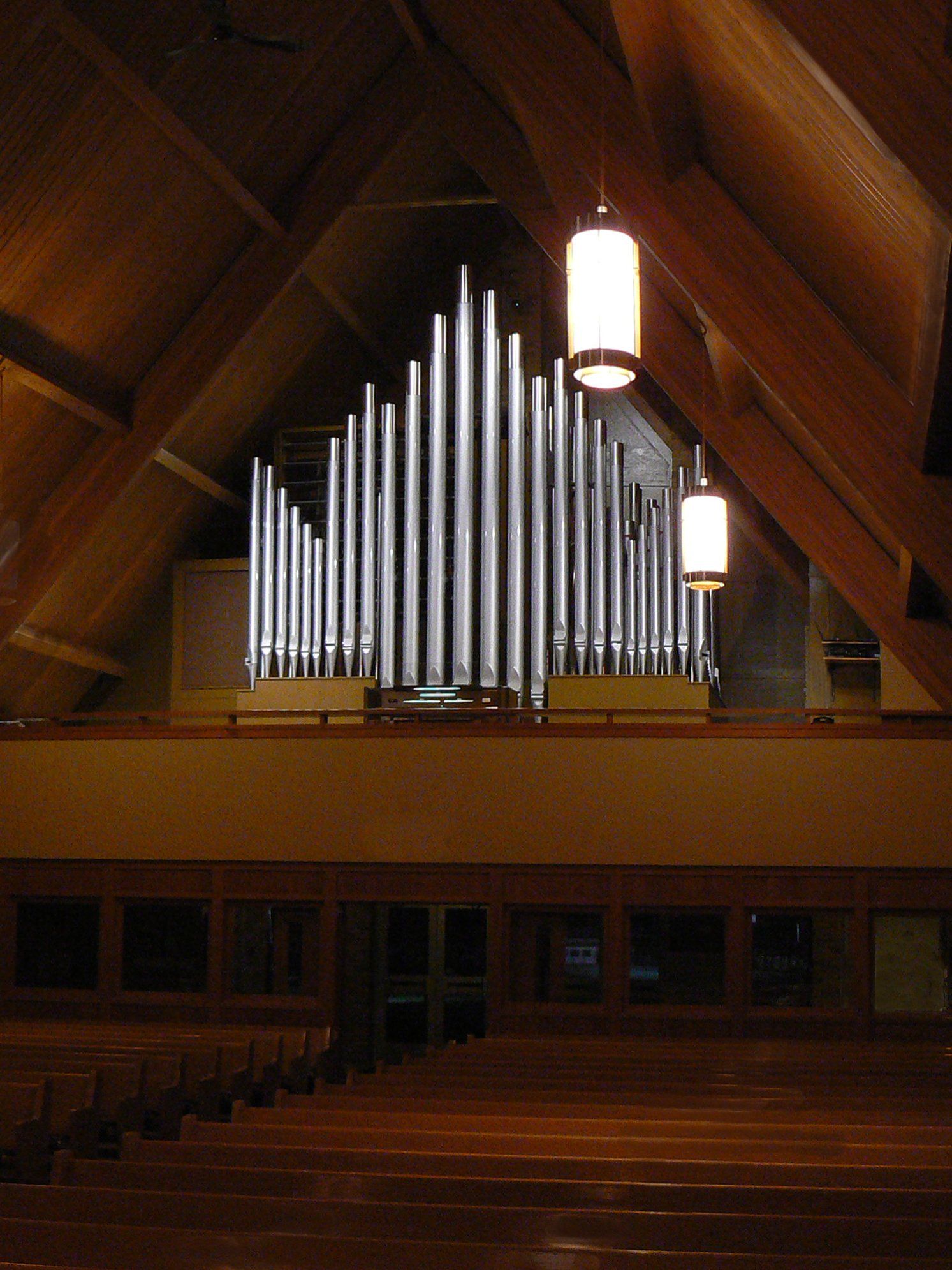 Holy Cross Lutheran Church