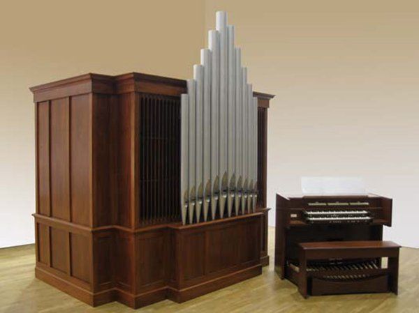 Holy Cross Lutheran Church