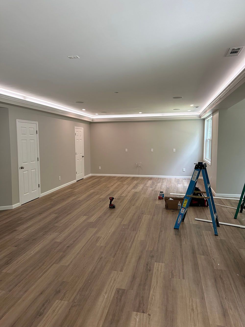 There is a ladder in the middle of the room.