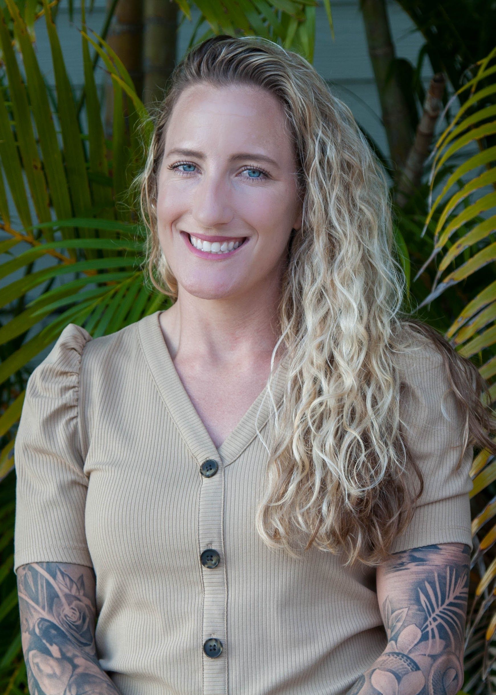 Meet Brenna Pezo, a Registered Mental Health Counselor Intern at Coastal Wellness 