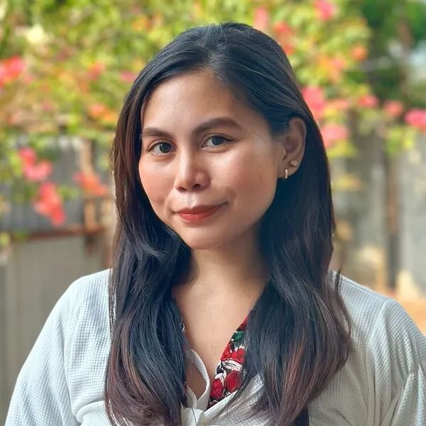 Sheila Orbe, Office Assistant