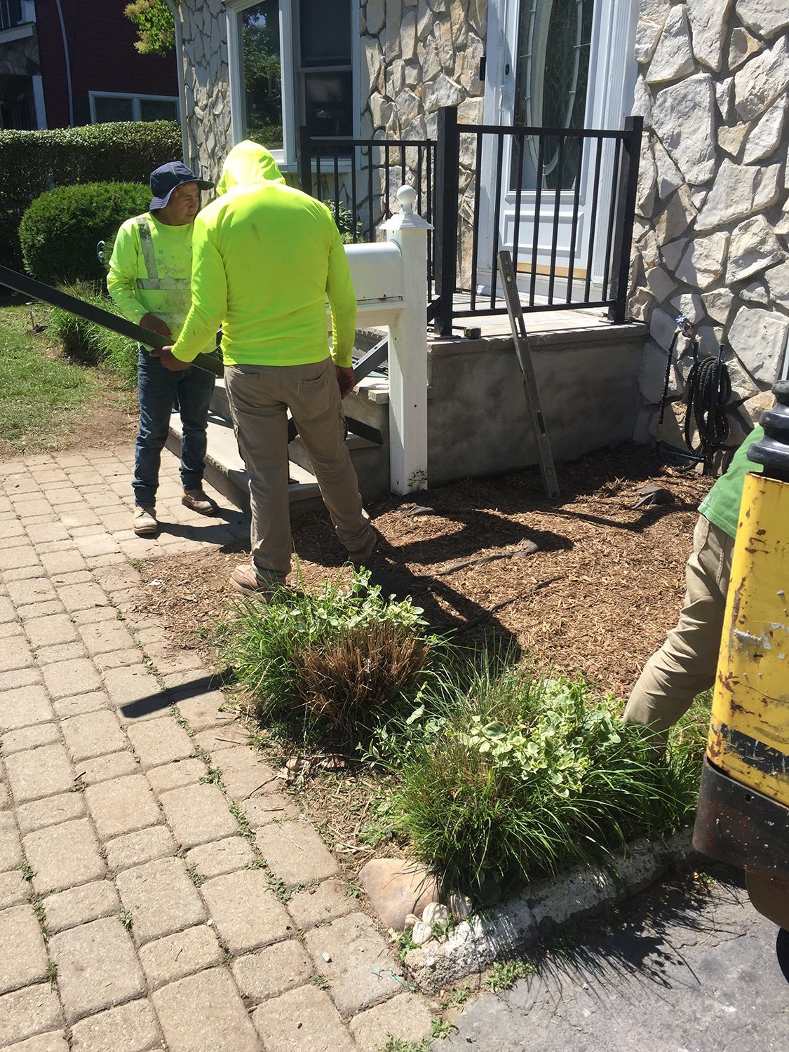 Concrete stairs installation