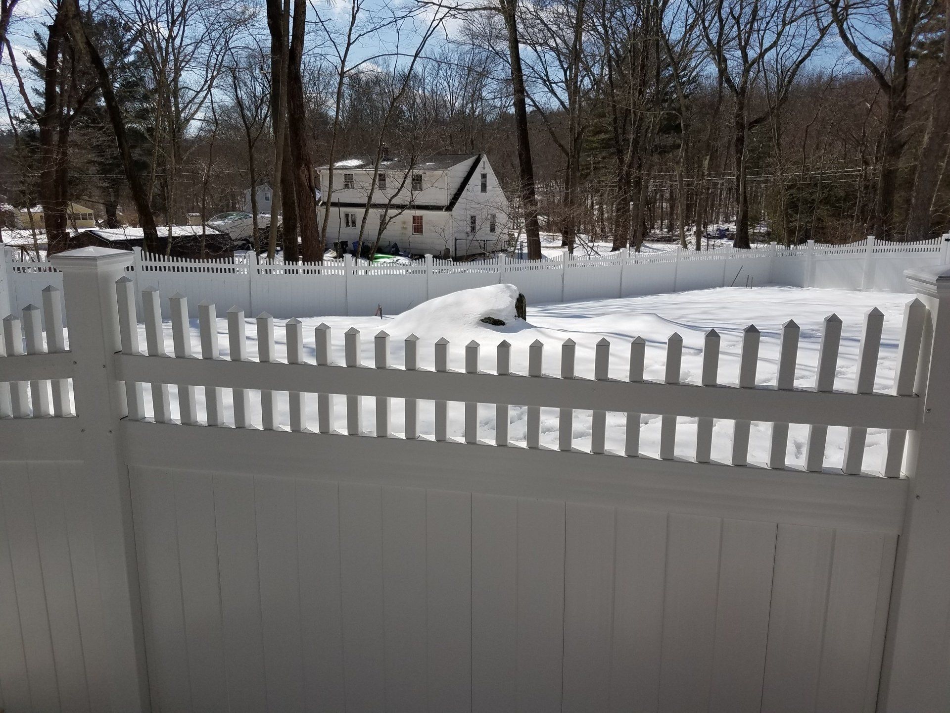 Vinyl fencing