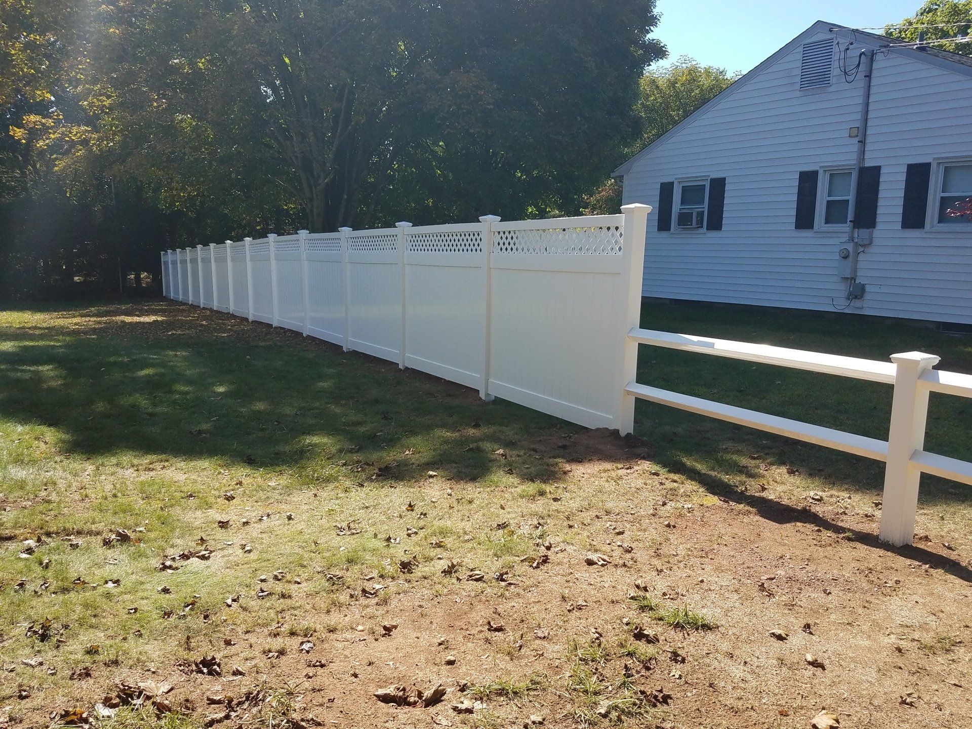 Vinyl fencing