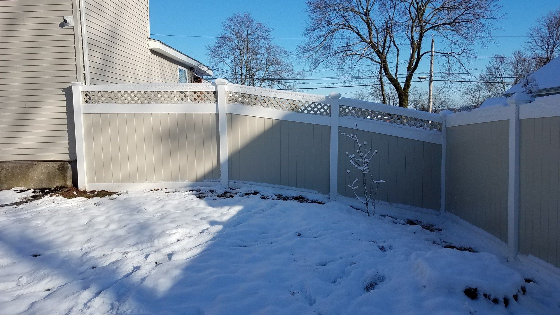 Vinyl fencing