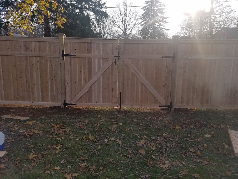 Wood fencing