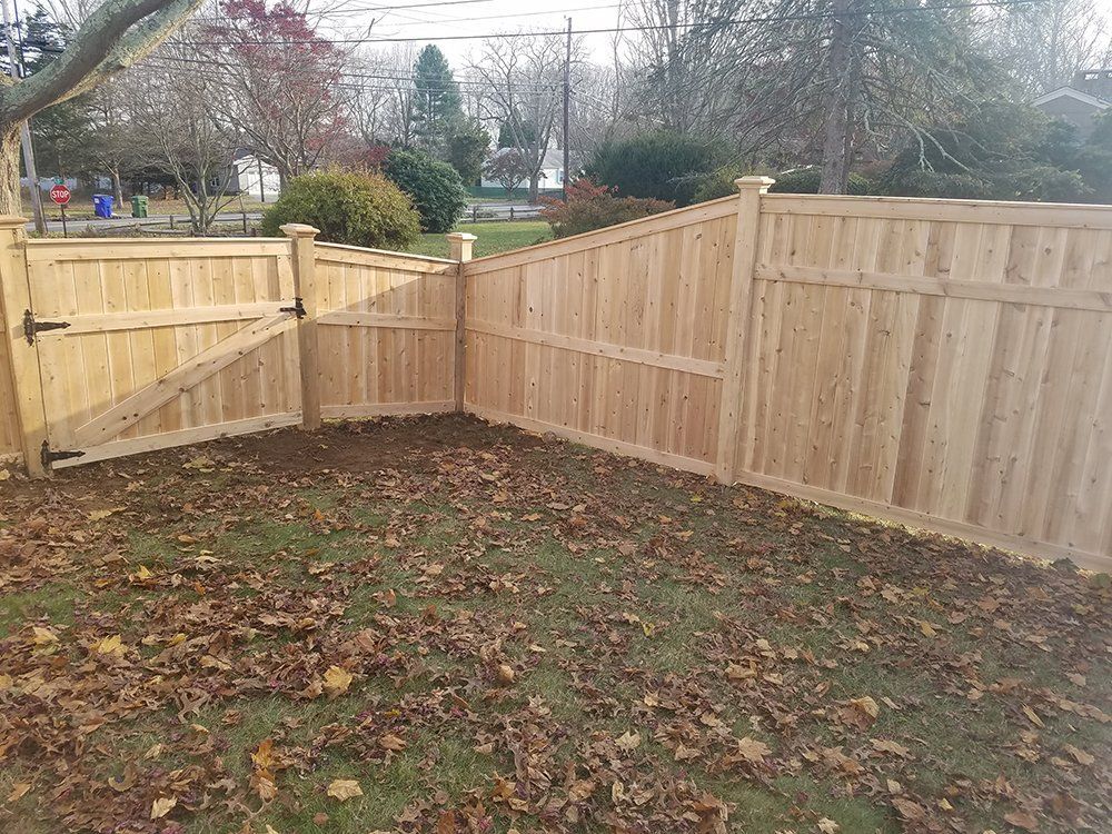 Wood fencing