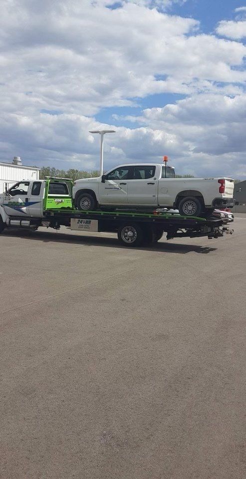 Pickup truck towing