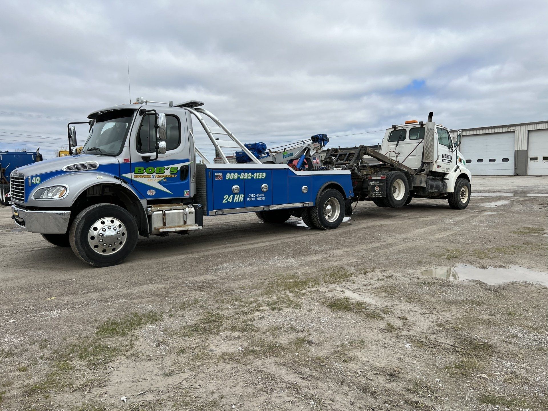 Towing truck services