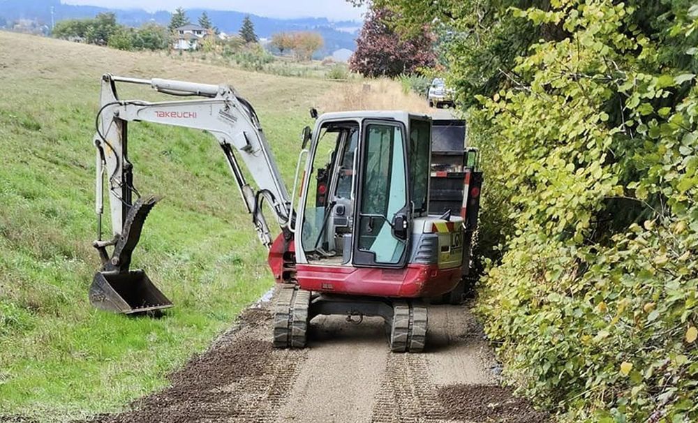Lovaz Excavating LLC