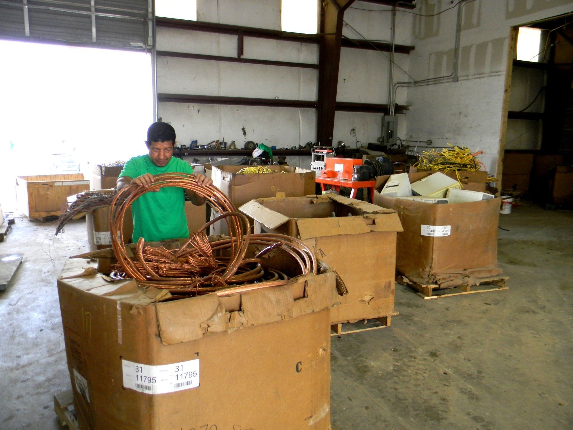 Metal wire recycling