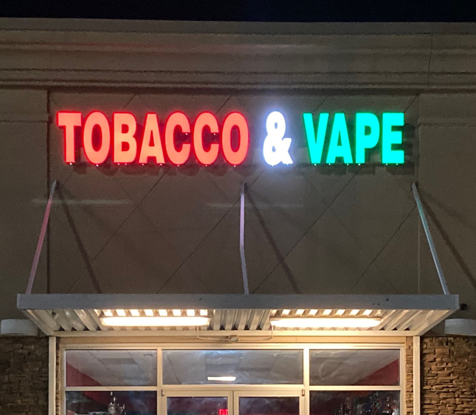 Tabacco & Vape building sign