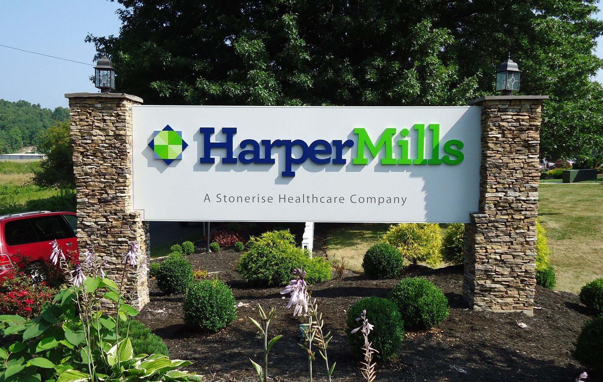 HarperMills signage