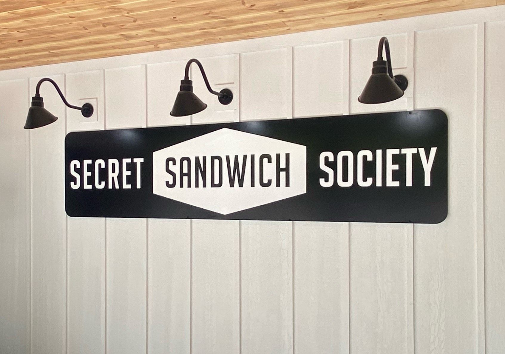 Farha Signs and Banners