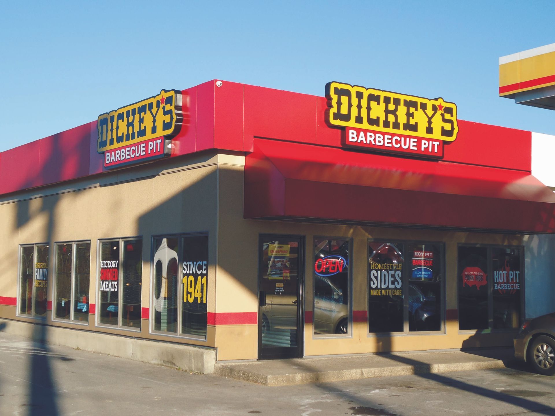 Lighted and Pole Signs