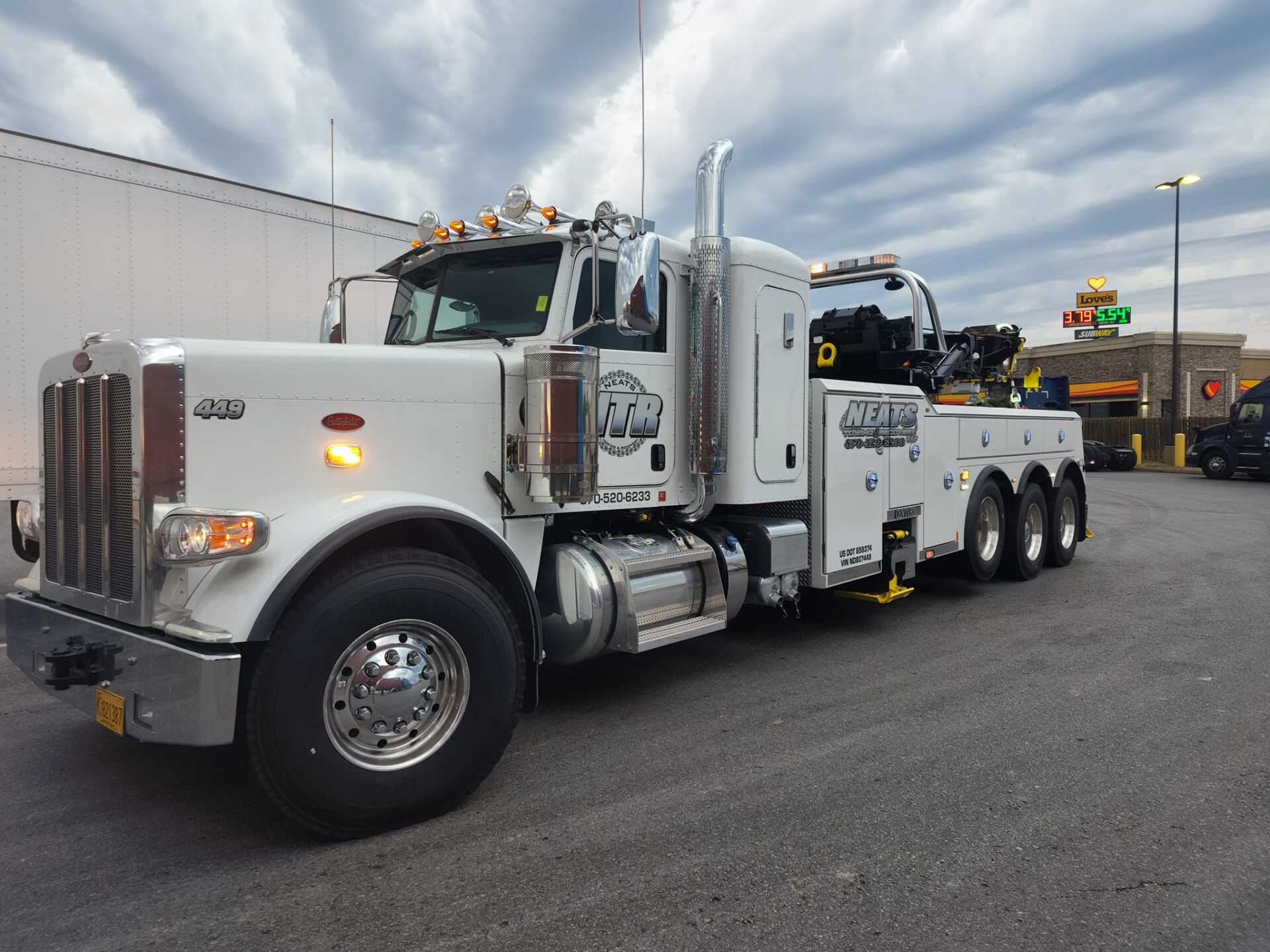 neats-towing-and-repair-llc-gallery-02