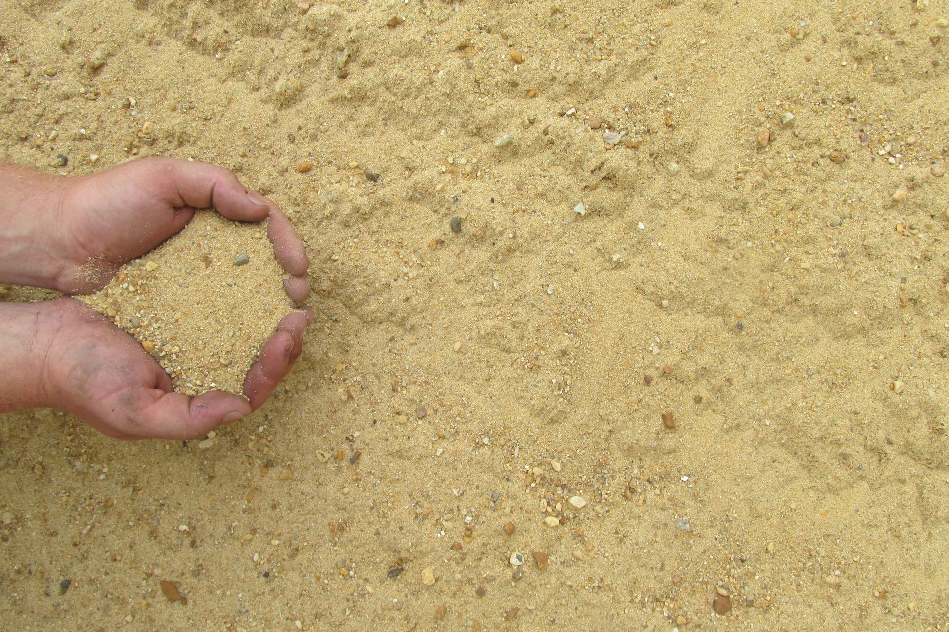 Bulk Mason Sand for Sale in Lebanon PA. We deliver sand to Lebanon, Annville, Palmyra, & Cornwall.
