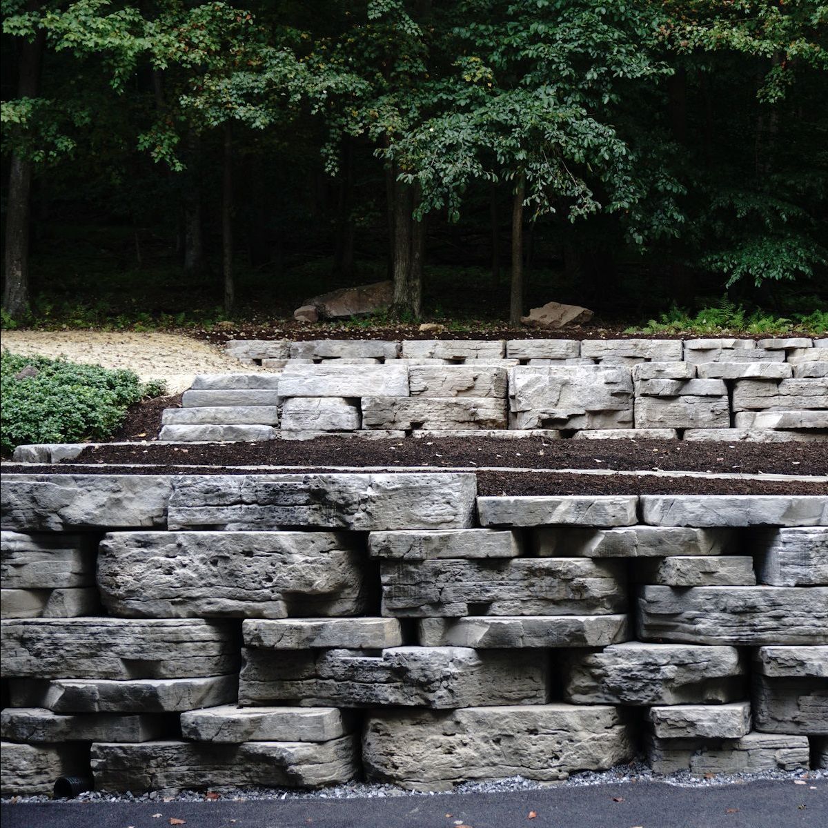 Nicolock Rosetta Stone Outcropping Wall sitting & landscape walls for sale in Lebanon PA