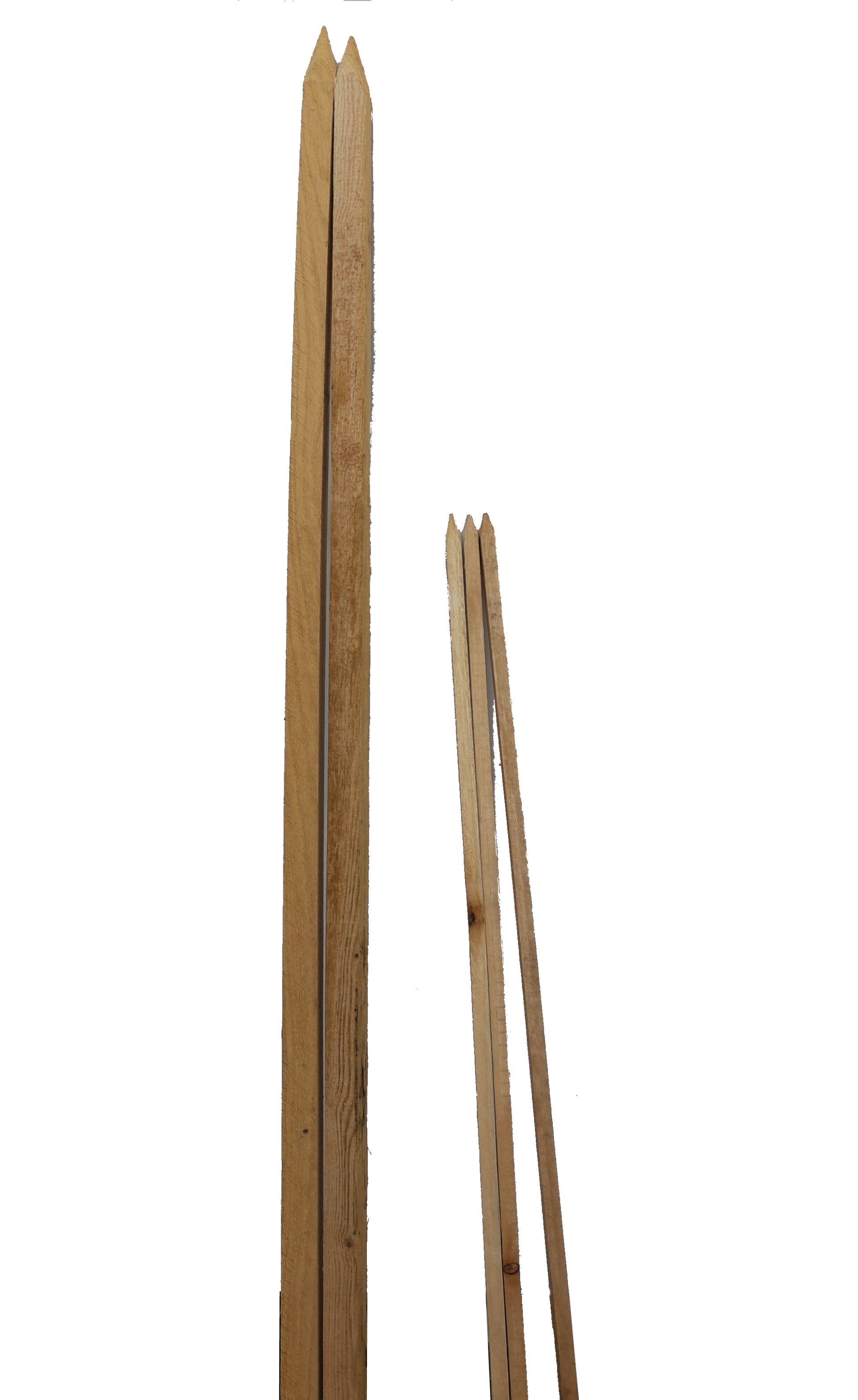 Wooden tree stakes for sale in Lebanon