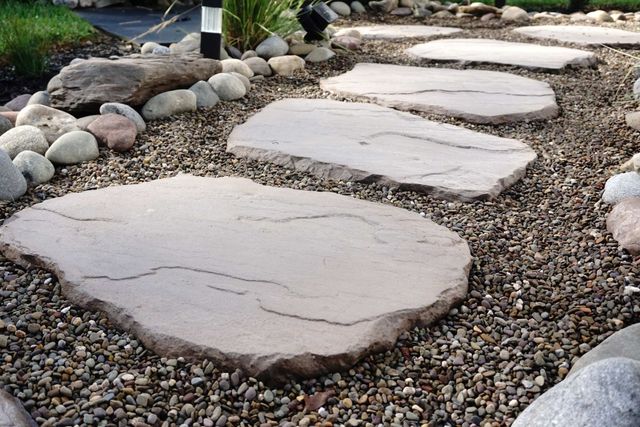 Primeur River Rock Stepping Stone - Thirsk Garden Centre