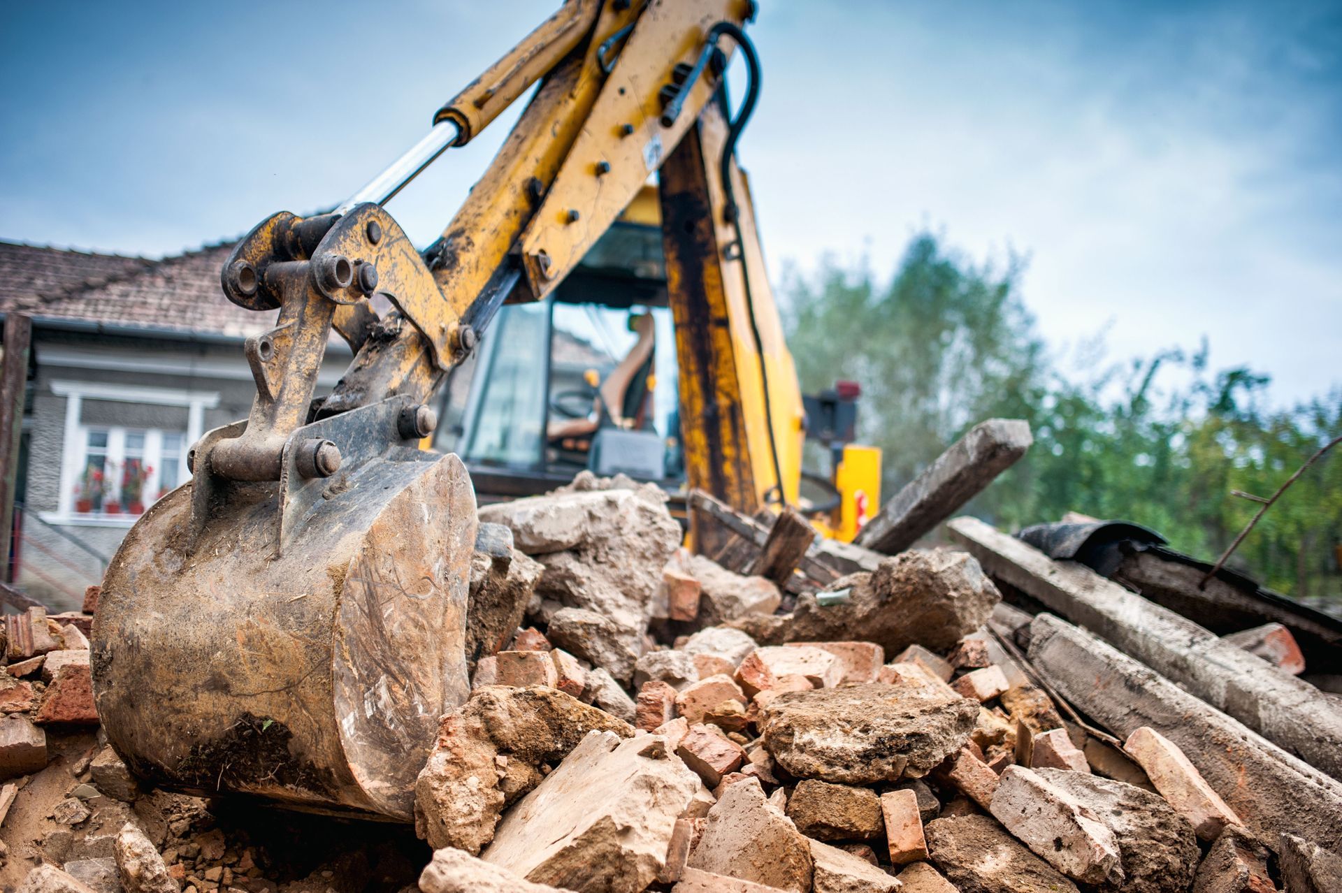 demolition contractor