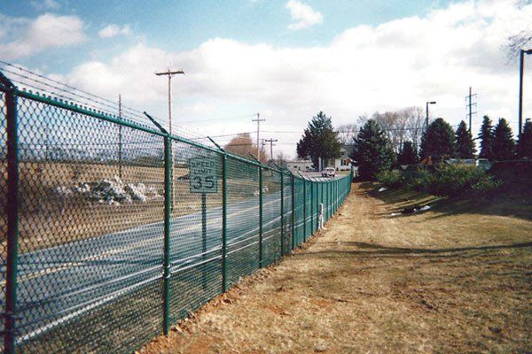 chain link fence
