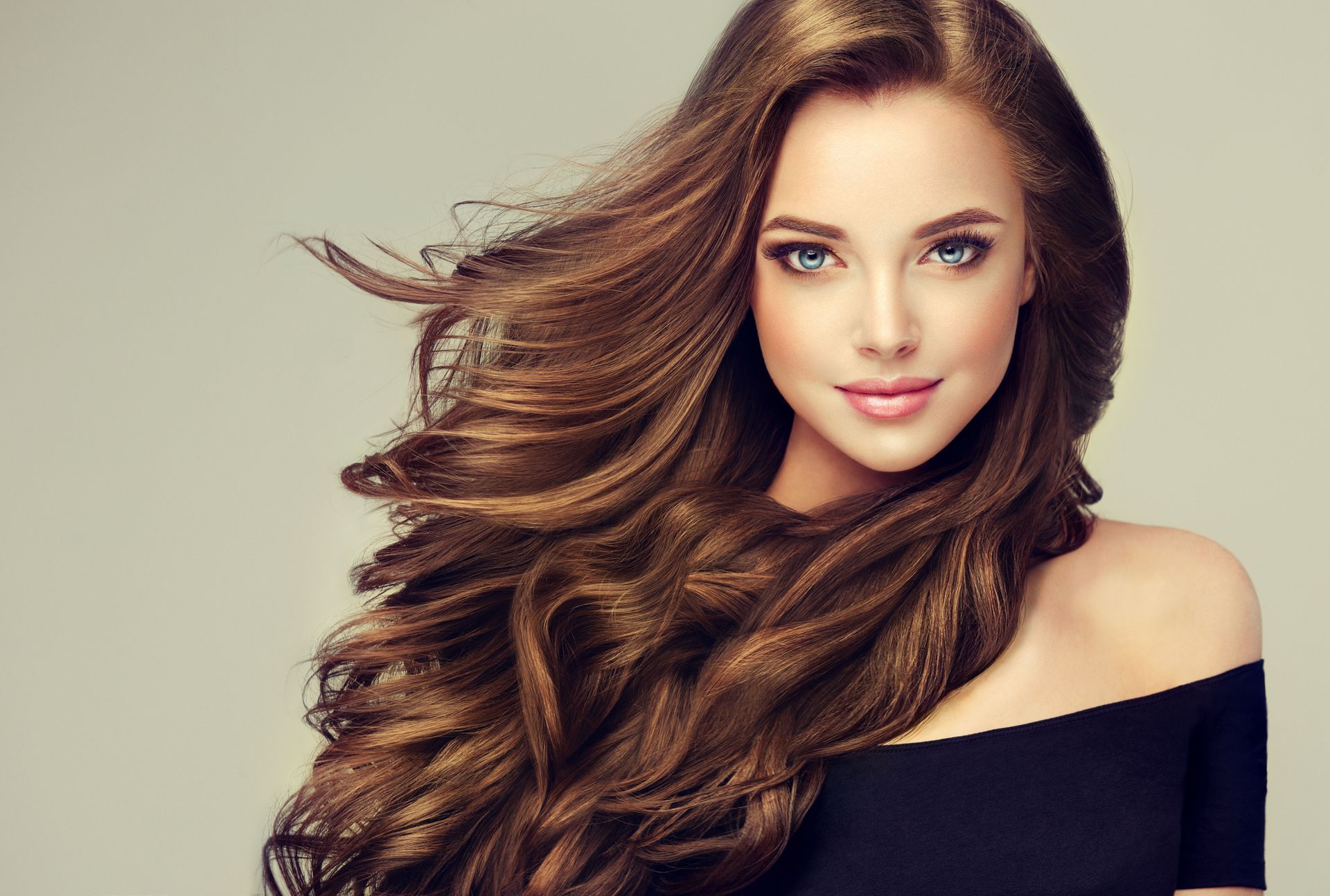 How Regular Hair Styling Services Protect Hair Health