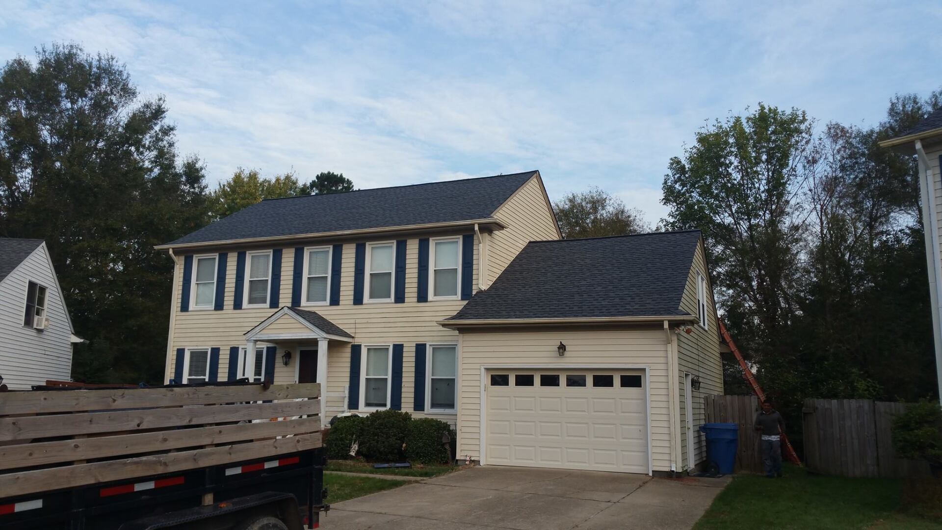 House roofing and siding