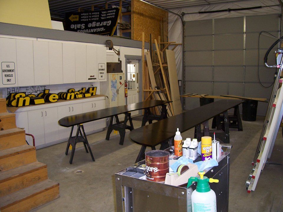 Signage shop