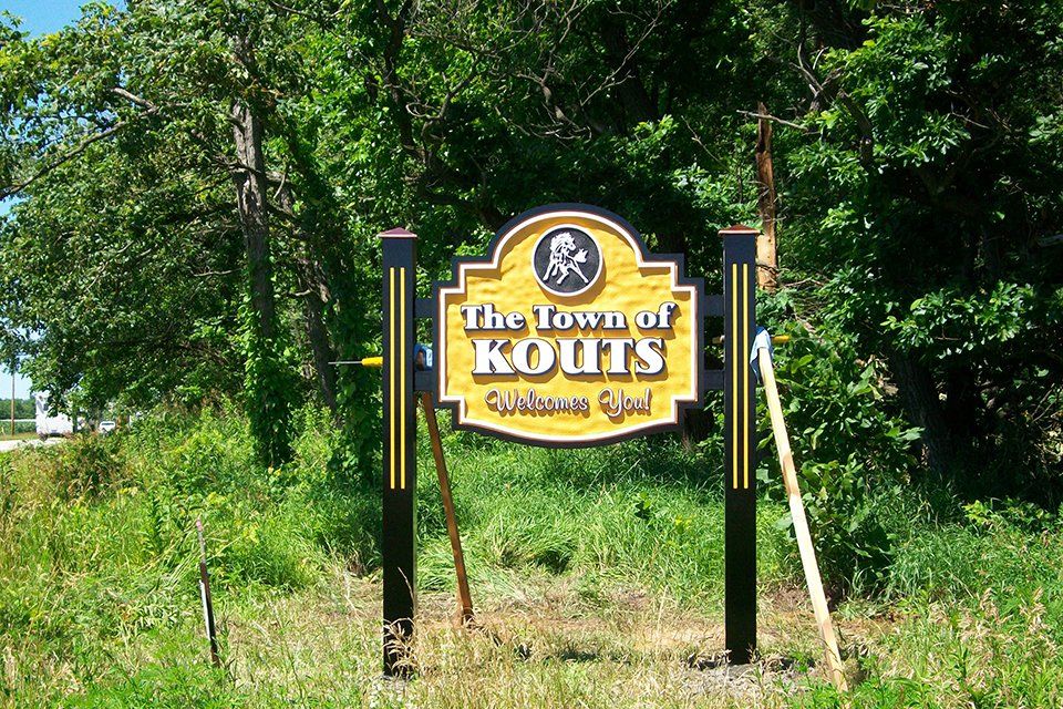 Park signage installation