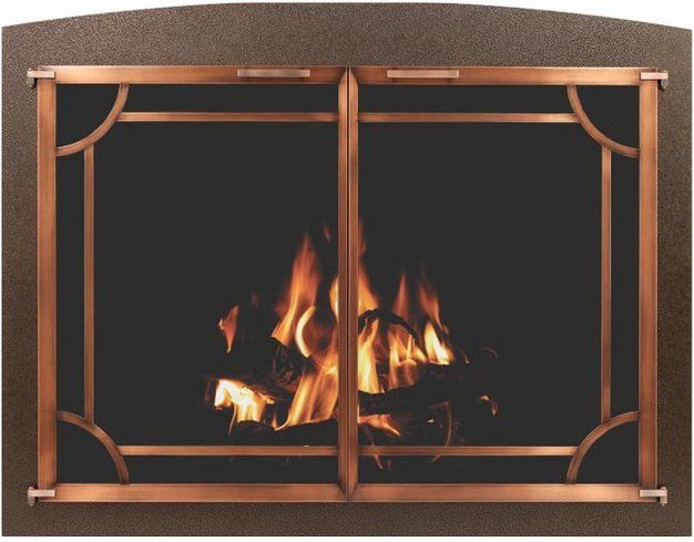 Glass door for fireplace