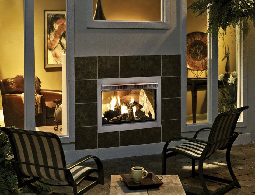Outdoor fireplace
