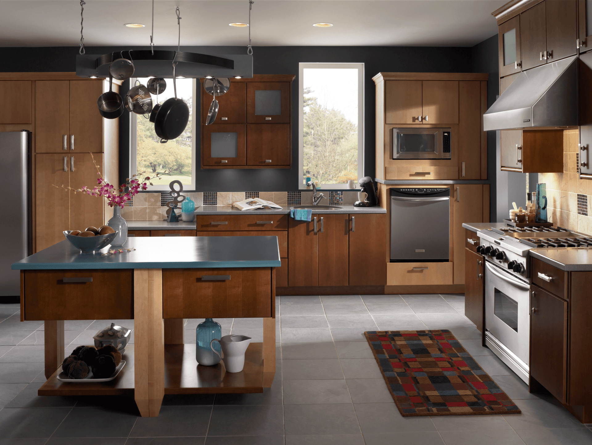 Yorktowne cabinet design