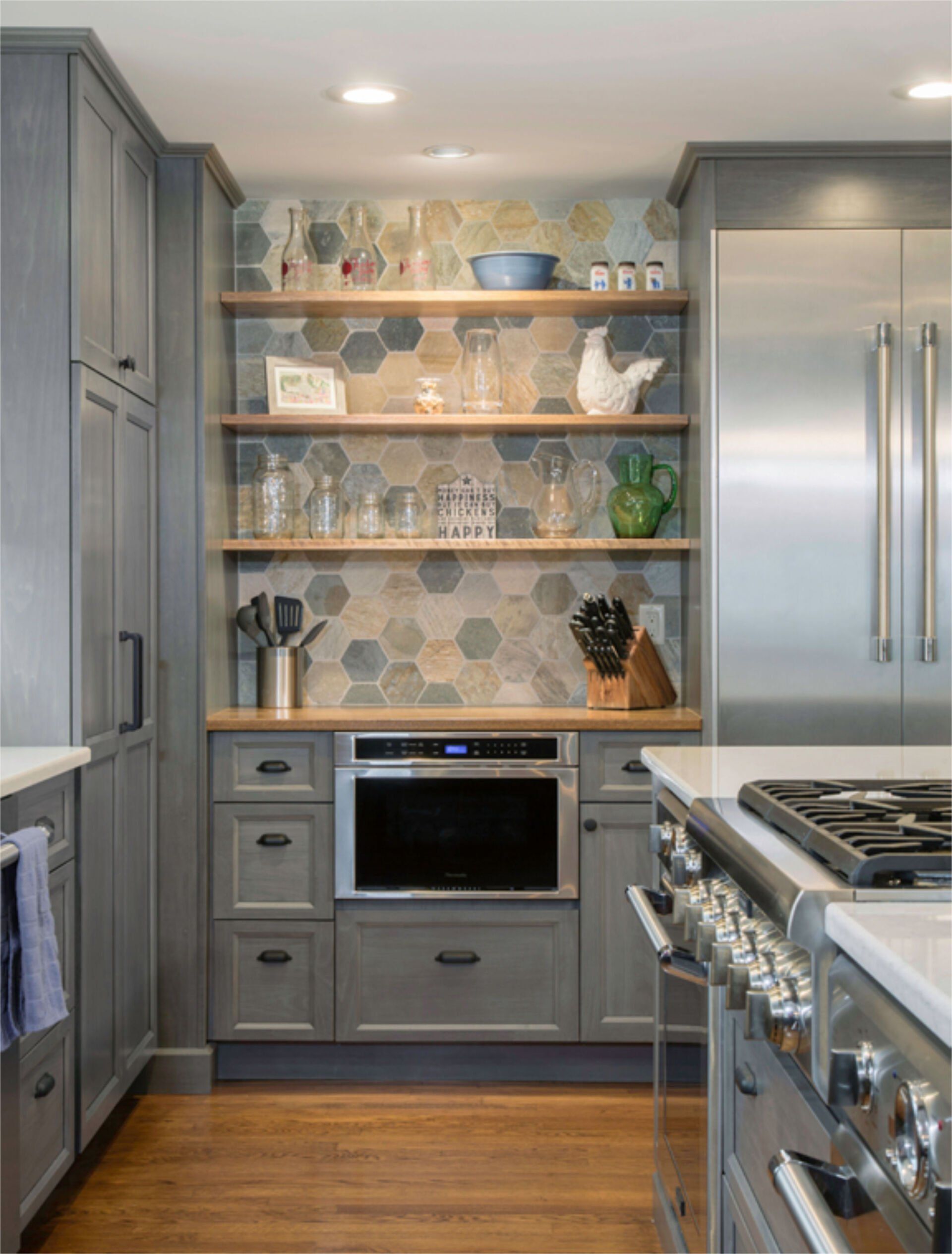 Eclipse cabinet design